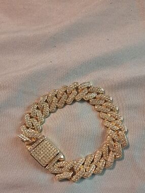 Gold Cuban Link Bracelet with Pave Stones